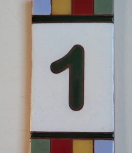 NÚMERO 1 - QUADRADINHO COLORIDO